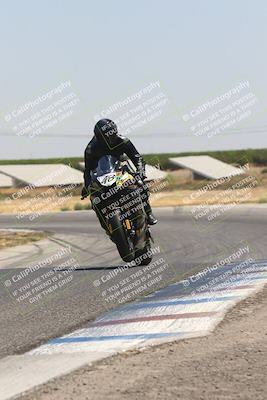 media/Aug-04-2024-TrackDaz (Sun) [[e1ff0814b6]]/Group A/12pm (Wheelie Bump)/